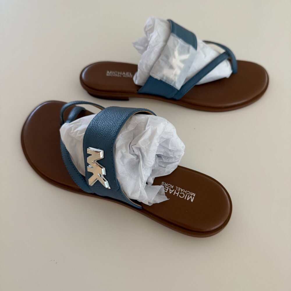 Michael Kors Sandal Flat slide Brand New